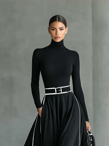 Nicoletta | Abito Maxi Nero con Cuciture Bianche e Collo Alto