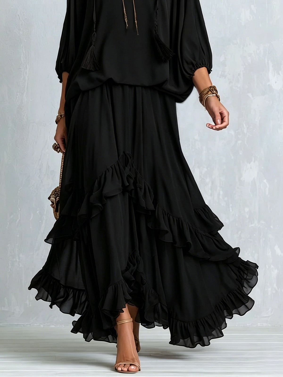 Elvira | Completo Nero in Chiffon con Frange e Gonna a Volant
