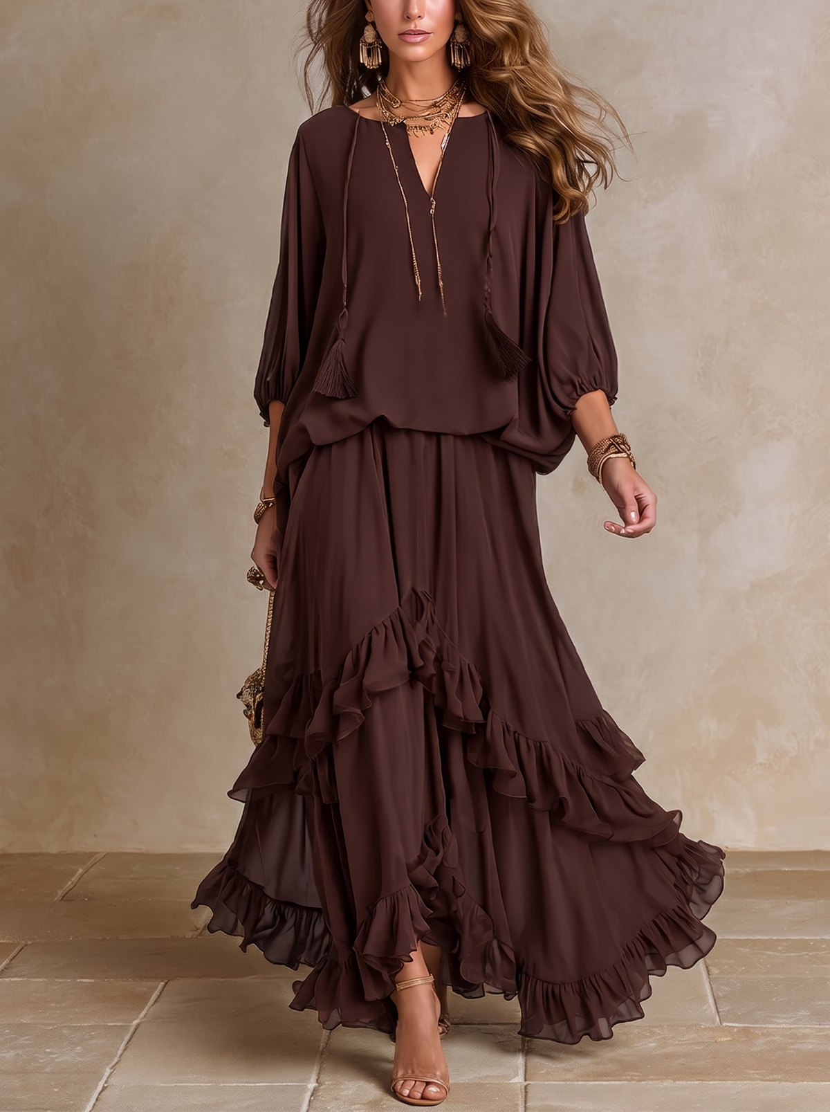 Manuela | Completo Marrone in Chiffon con Frange e Volant